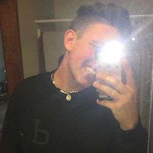 Meet your Posher, Joshua